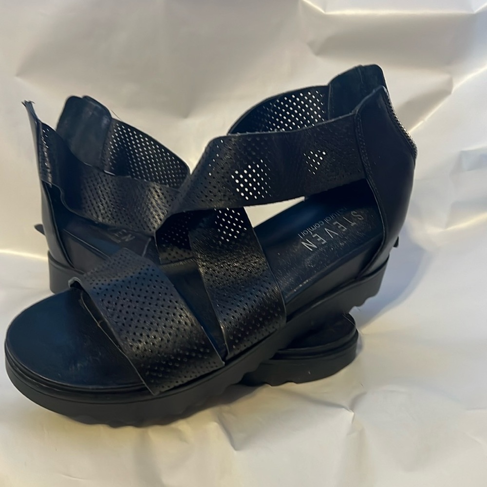 Platform wedge sandals